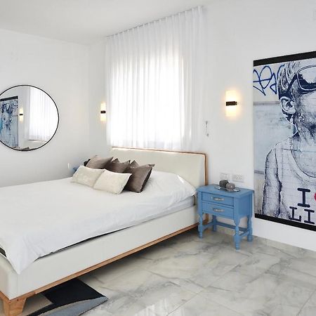 הסויטות של פולי Apartamento Manot Exterior foto